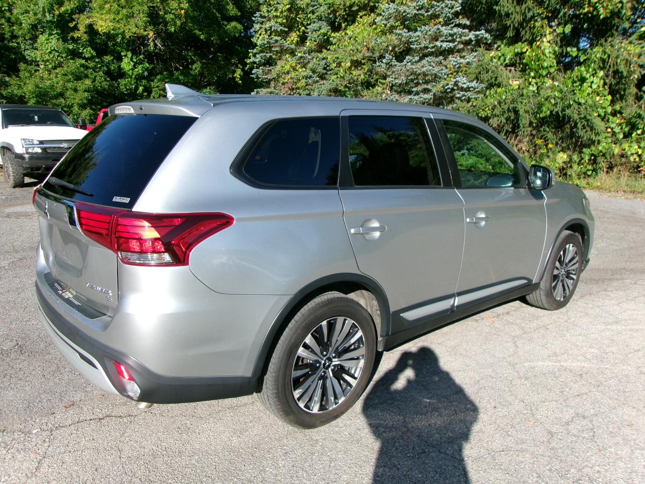 Mitsubishi Outlander SEL 4D SUV AWD 2019