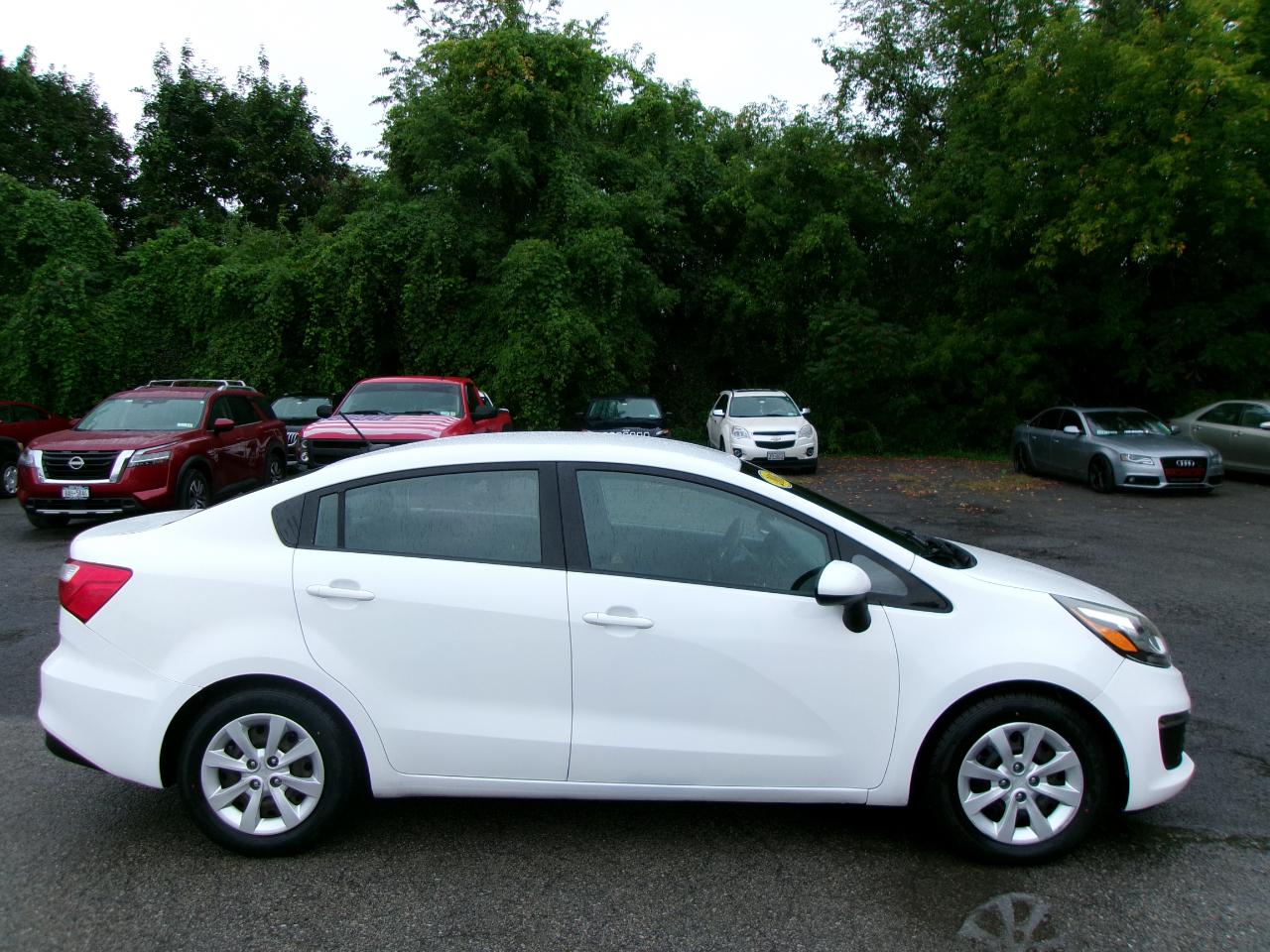 Kia Rio LX 4D Sedan 2016