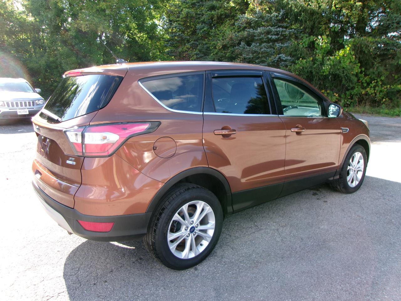 Ford Escape SE 4D SUV 4WD 2017