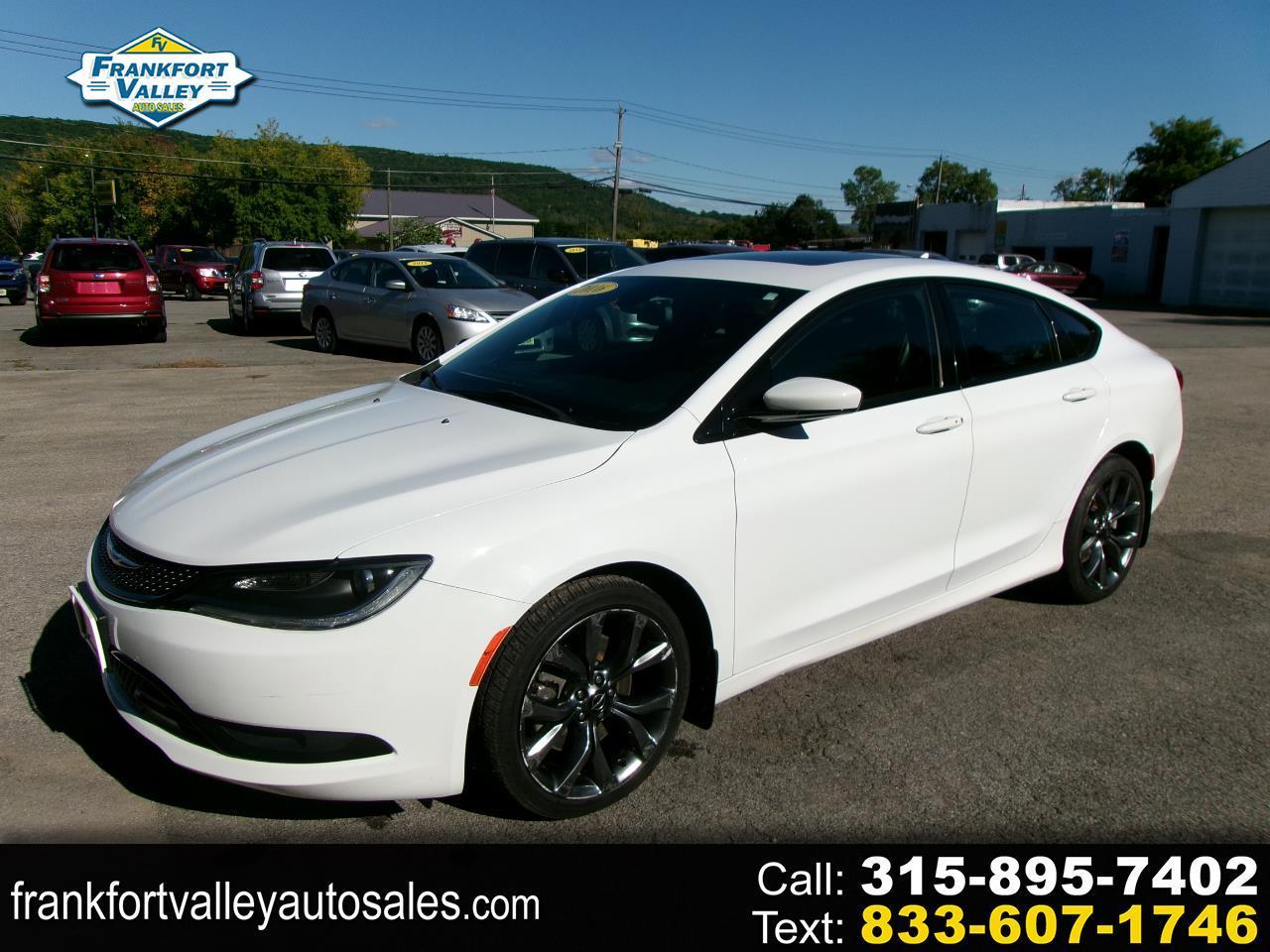 2016 Chrysler 200 S 4D Sedan AWD