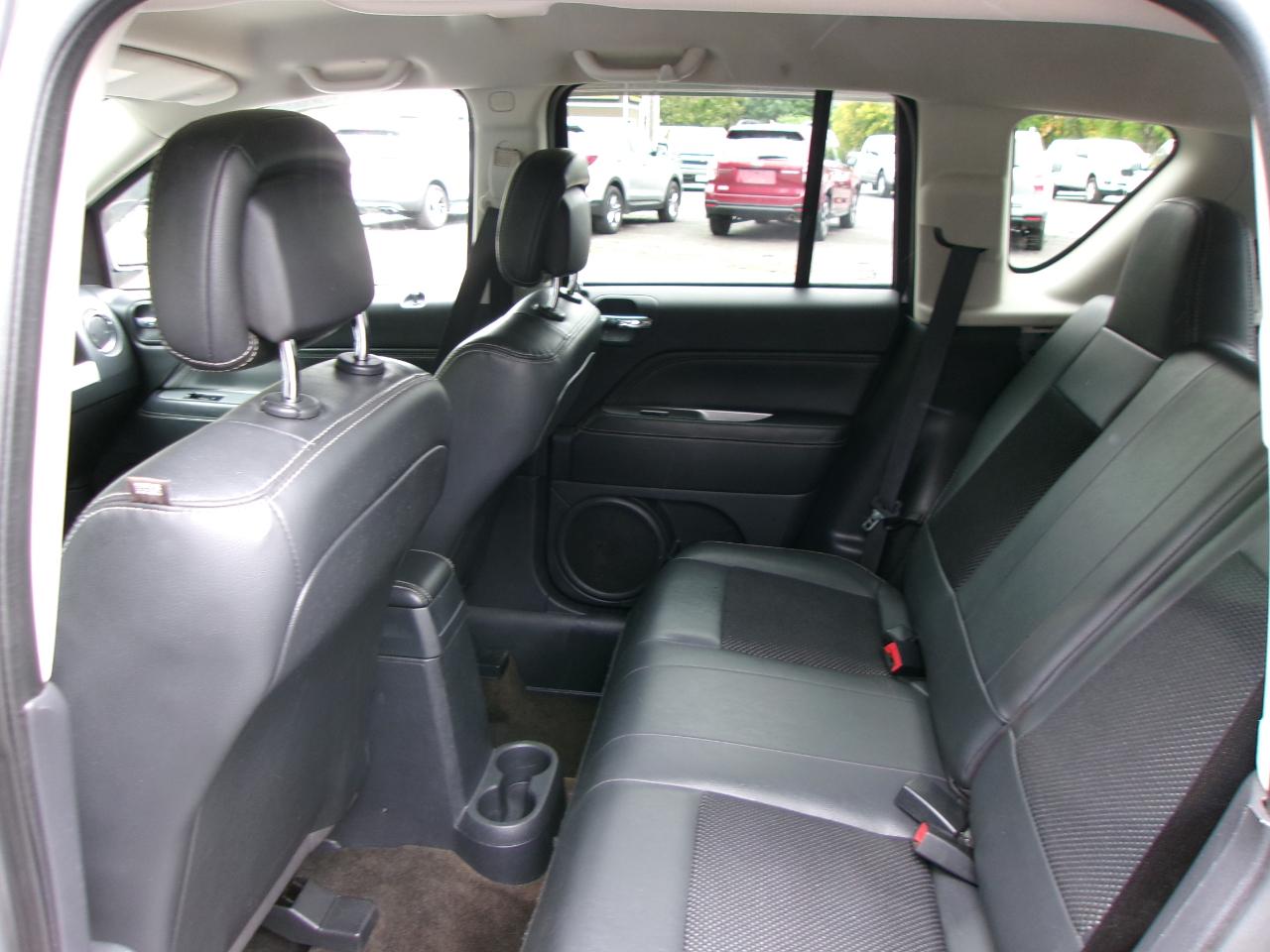 Jeep Compass Latitude 4D SUV 4WD 2015