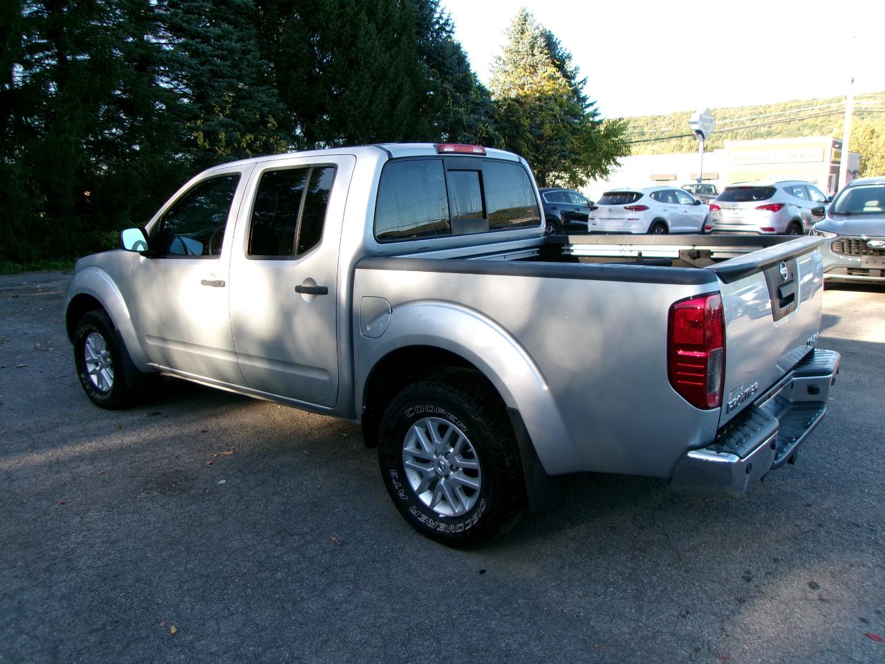 Nissan Frontier SV Crew Cab 4X4 V6 2015
