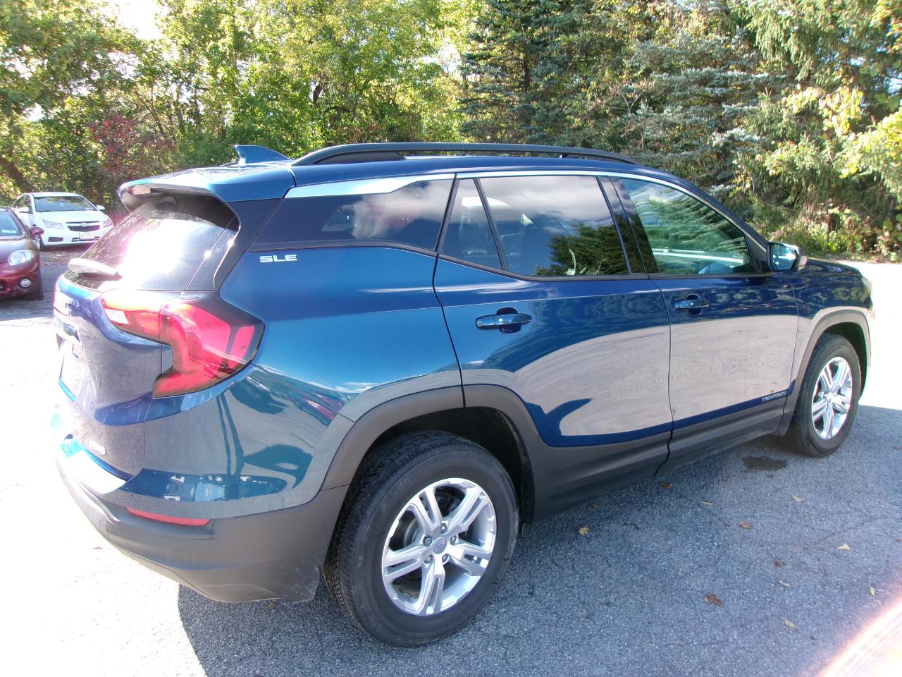 GMC Terrain SLE 4D SUV AWD 2020