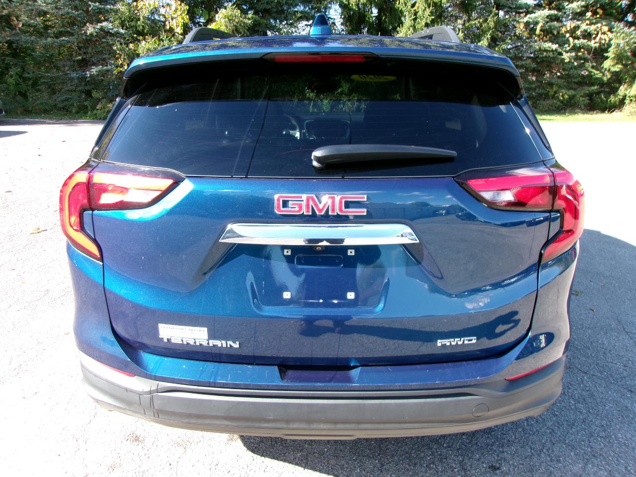 GMC Terrain SLE 4D SUV AWD 2020