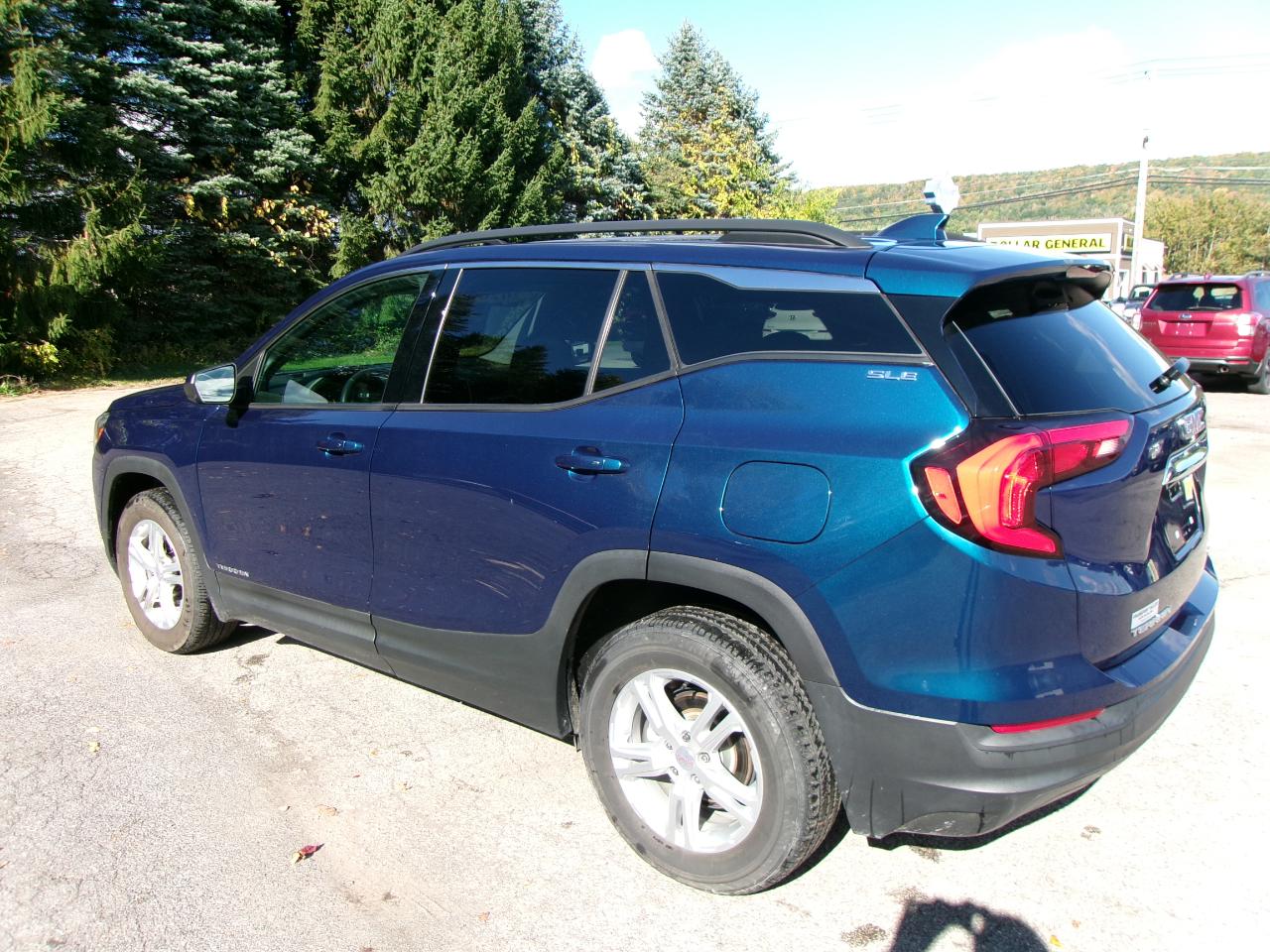 GMC Terrain SLE 4D SUV AWD 2020