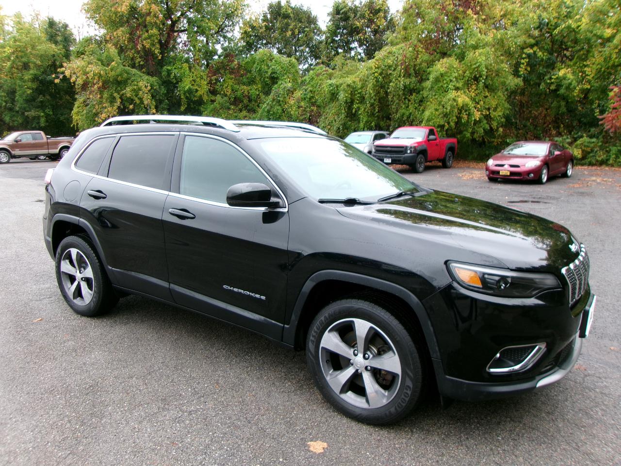 Jeep Cherokee Limited 4D SUV 4WD 2019