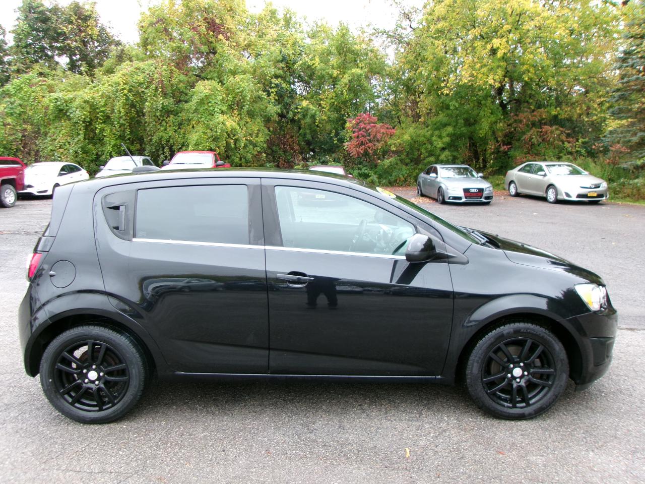 Chevrolet Sonic LT 4D Hatchback 2015