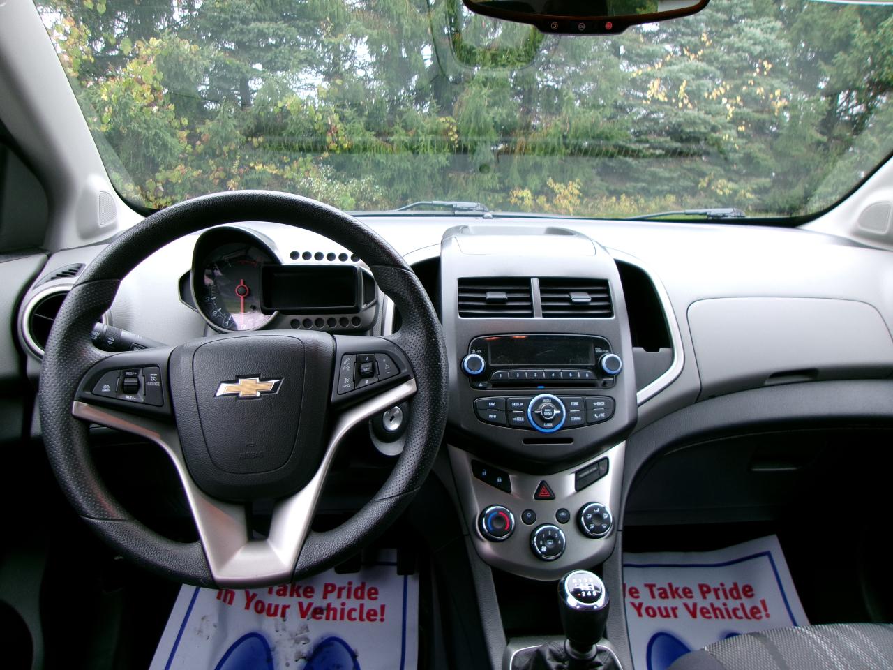 Chevrolet Sonic LT 4D Hatchback 2015