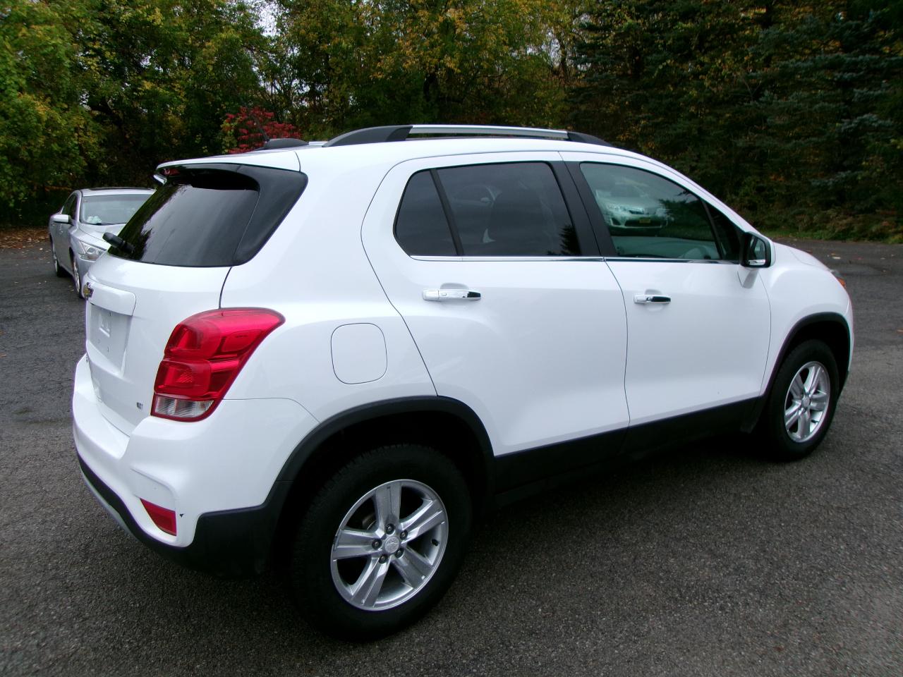 Chevrolet Trax LT 4D SUV AWD 2017