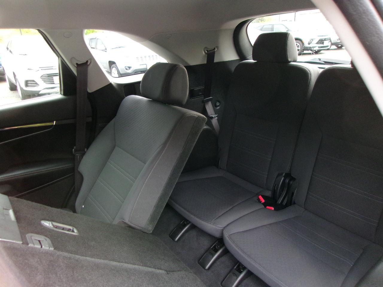 Kia Sorento LX 4D SUV AWD V6 2016