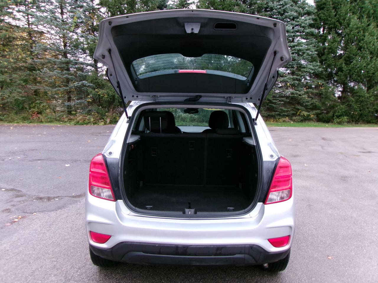 Chevrolet Trax LS 4D SUV AWD 2018