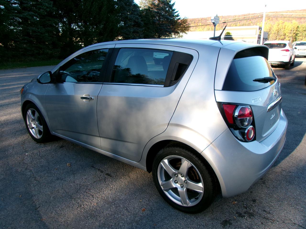 Chevrolet Sonic 2LTZ 4D Hatchback 2012