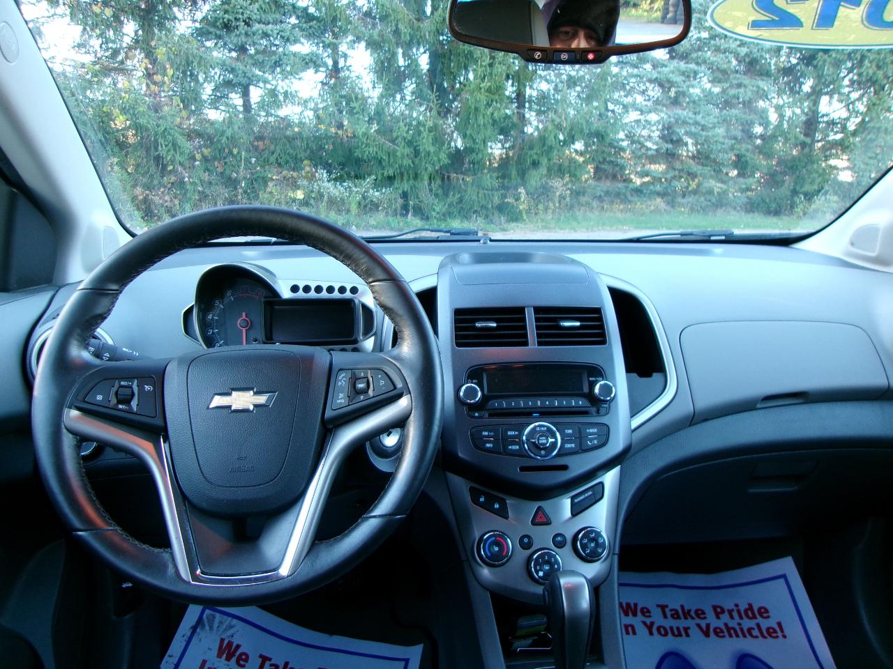 Chevrolet Sonic 2LTZ 4D Hatchback 2012