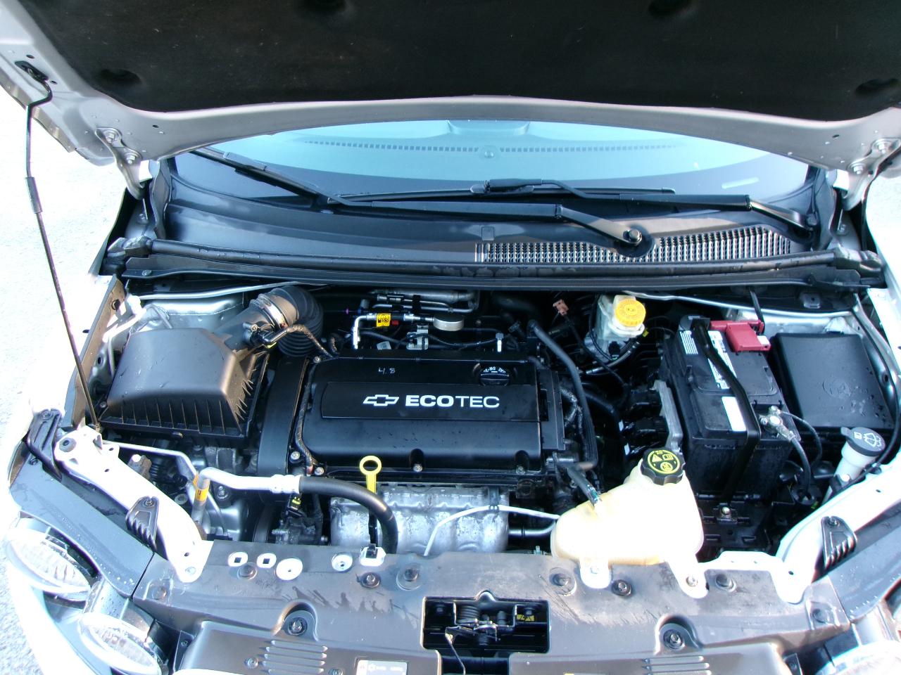 Chevrolet Sonic 2LTZ 4D Hatchback 2012