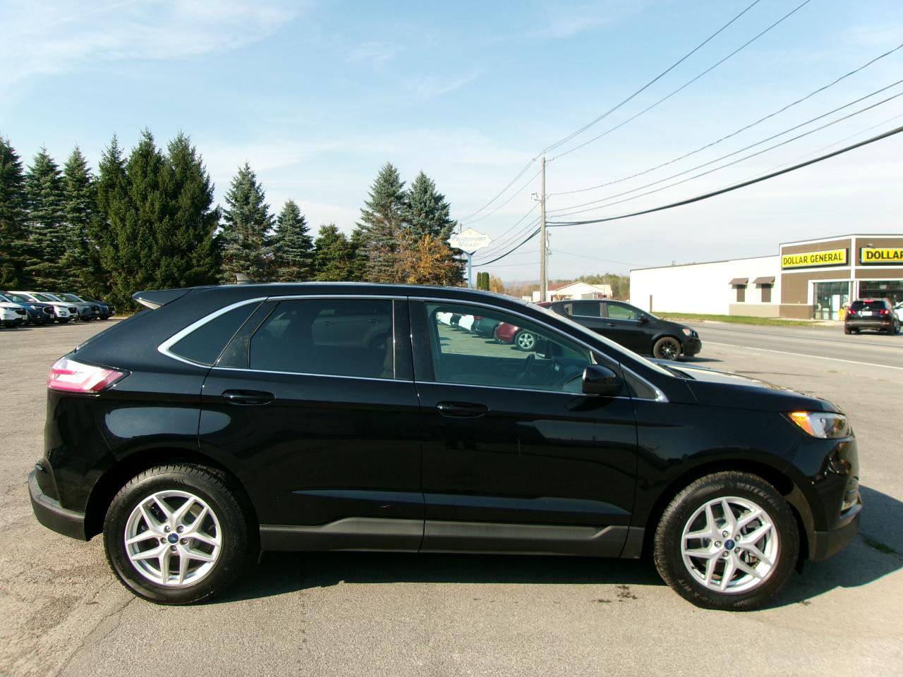 Ford Edge SEL 4D SUV AWD 2022