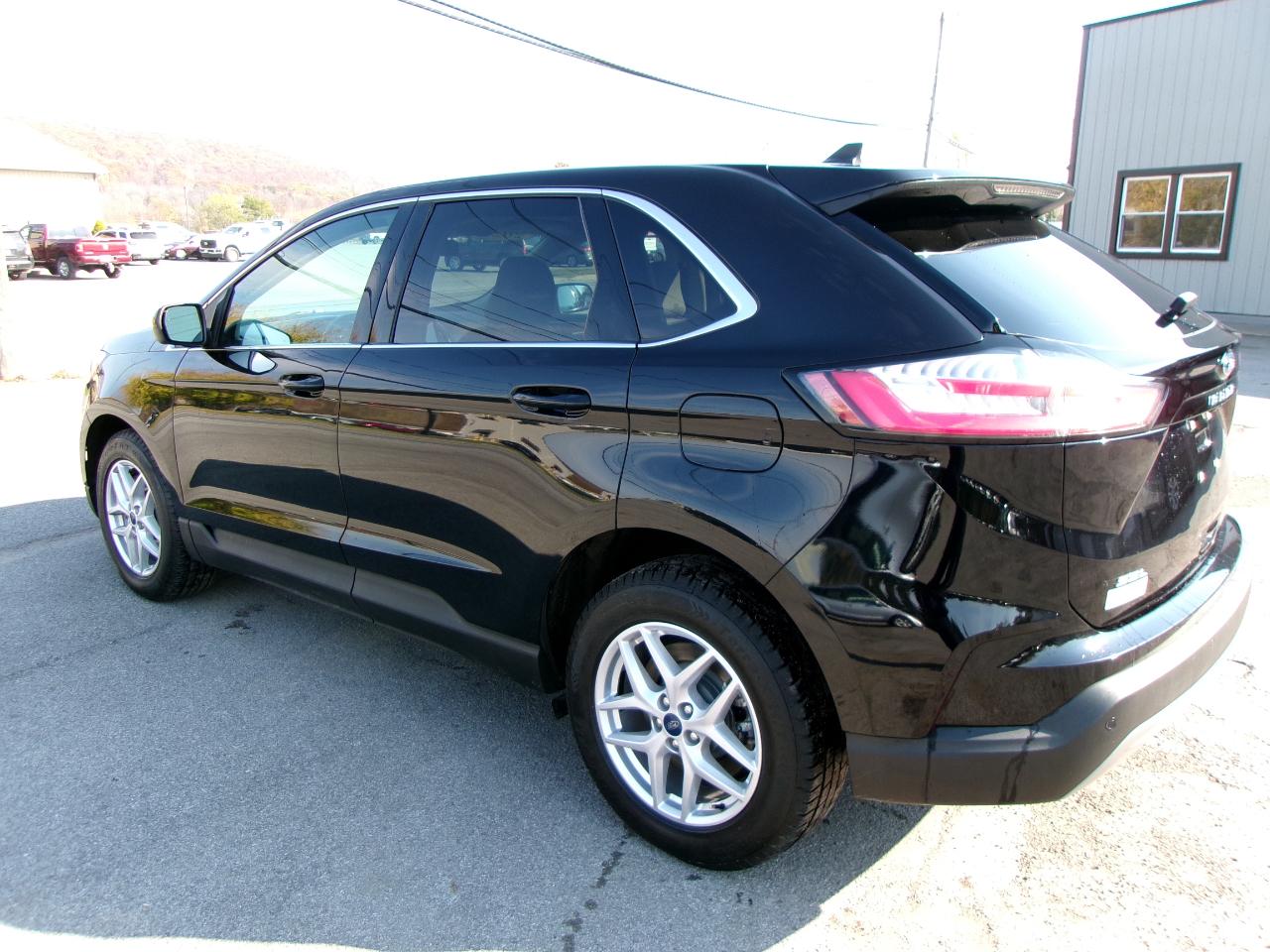 Ford Edge SEL 4D SUV AWD 2022
