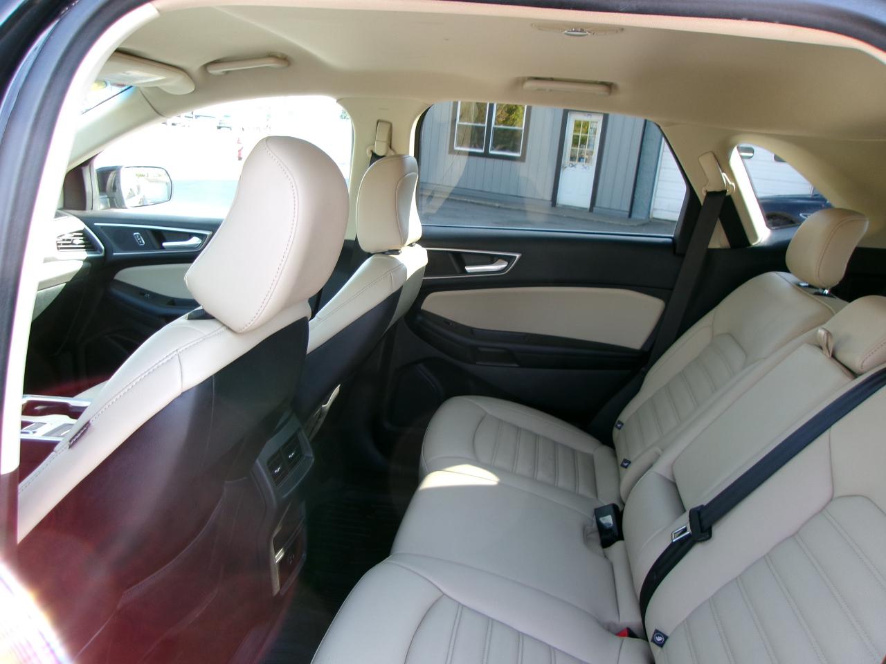 Ford Edge SEL 4D SUV AWD 2022