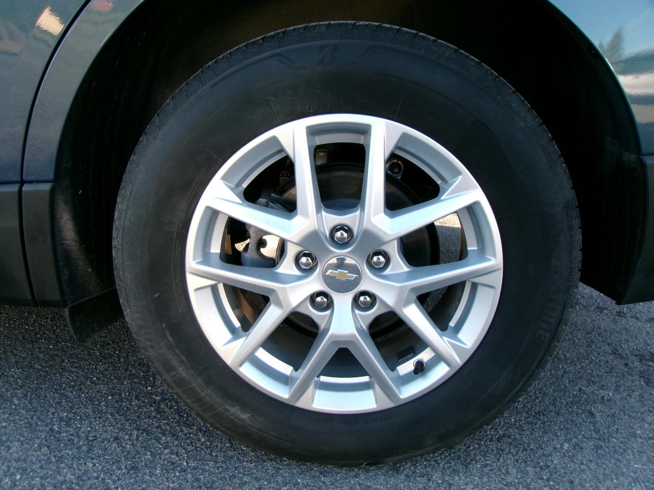 Chevrolet Equinox LT 4D SUV AWD 2024