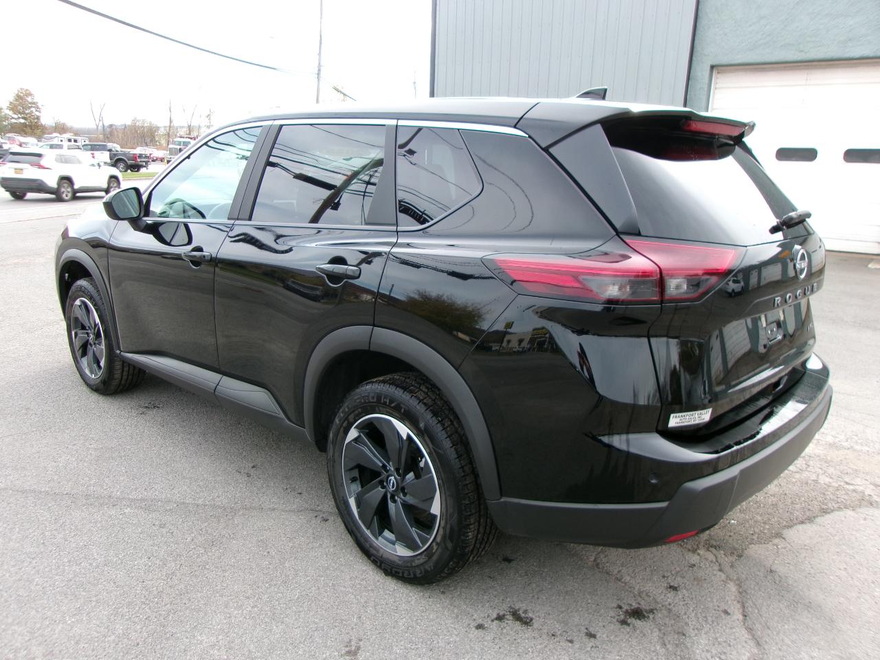 Nissan Rogue SV 4D SUV AWD 2025
