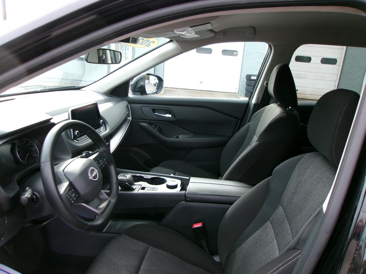 Nissan Rogue SV 4D SUV AWD 2025
