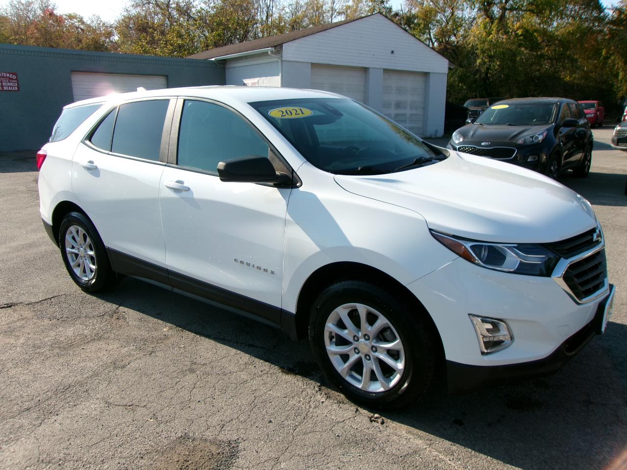 Chevrolet Equinox LS 4D SUV AWD 2021