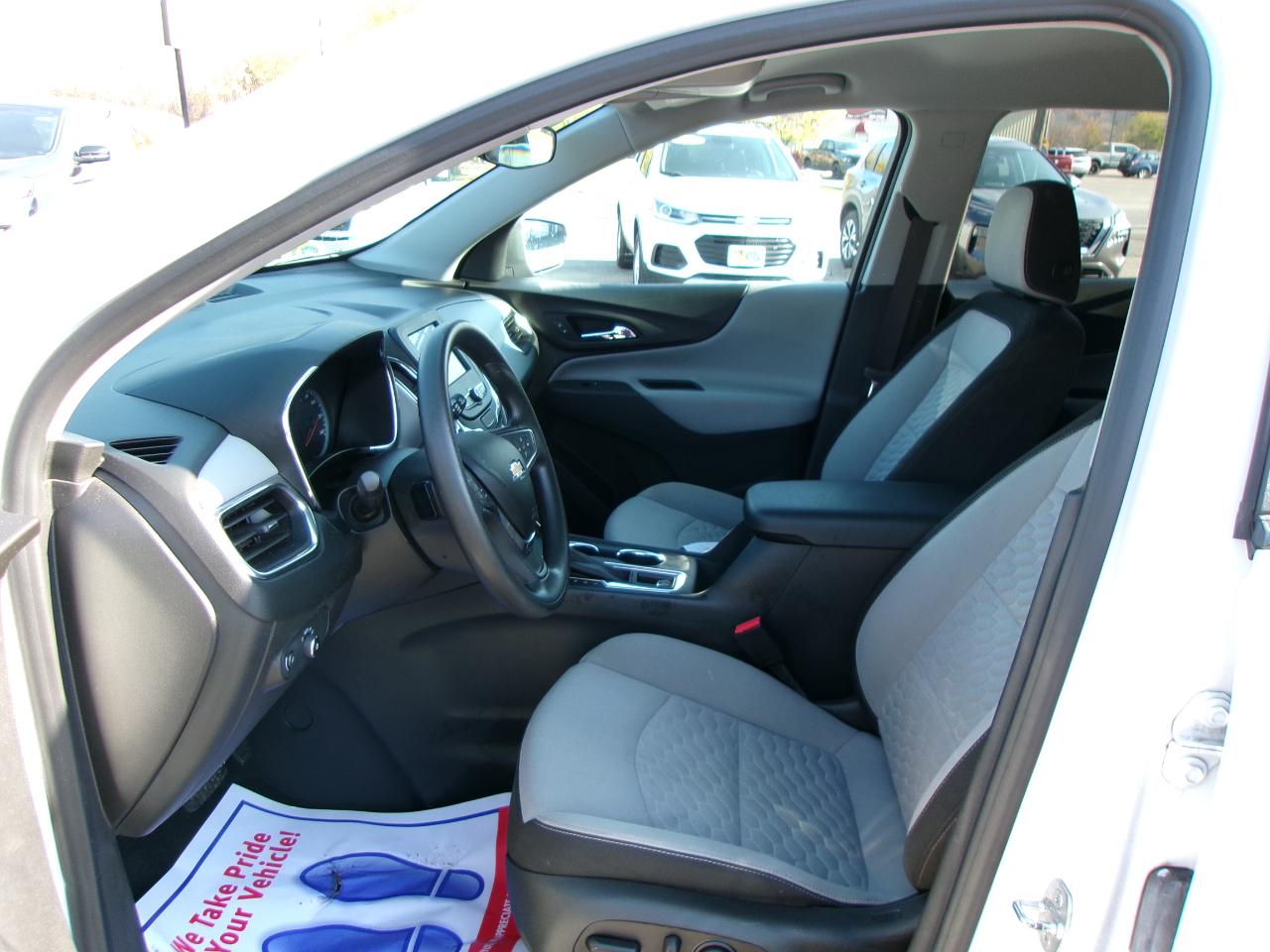 Chevrolet Equinox LS 4D SUV AWD 2021
