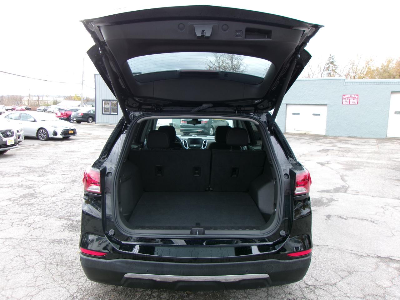 Chevrolet Equinox LT 4D SUV AWD 2024