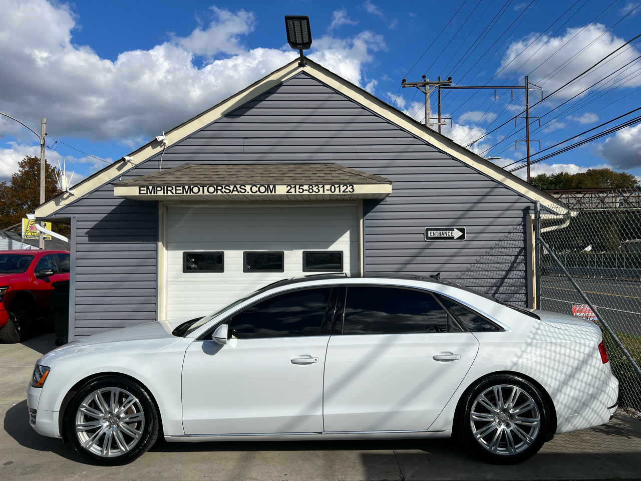 Audi A8 4.0T Sedan L quattro Tiptronic 2013