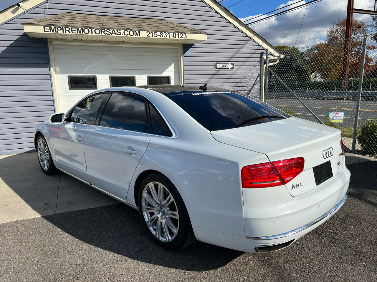 Audi A8 4.0T Sedan L quattro Tiptronic 2013