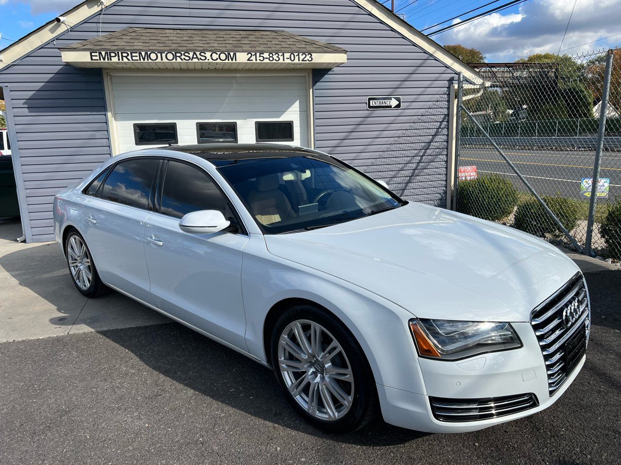 Audi A8 4.0T Sedan L quattro Tiptronic 2013