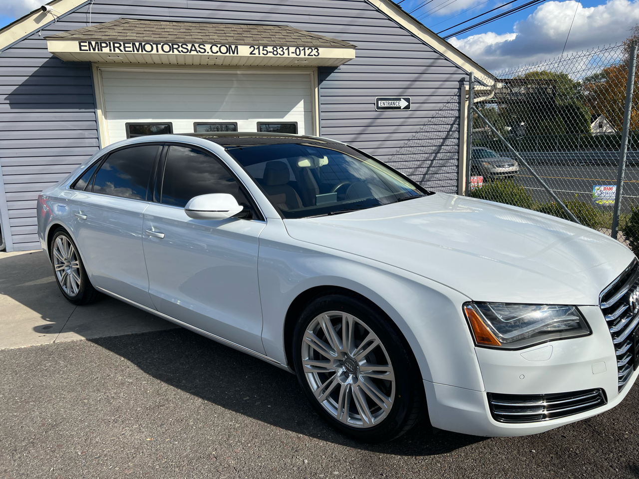Audi A8 4.0T Sedan L quattro Tiptronic 2013