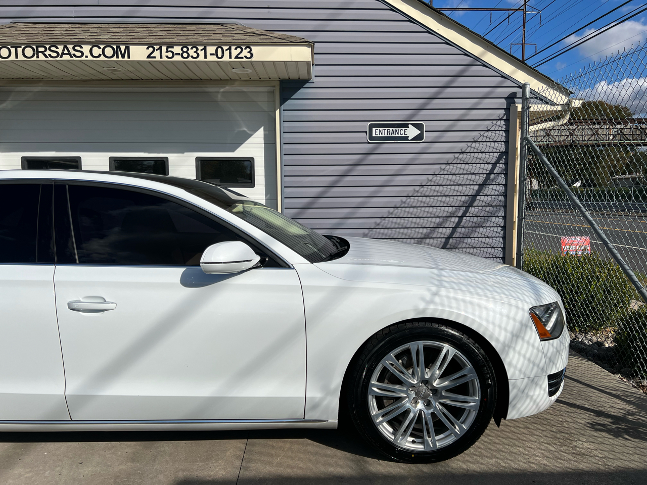 Audi A8 4.0T Sedan L quattro Tiptronic 2013