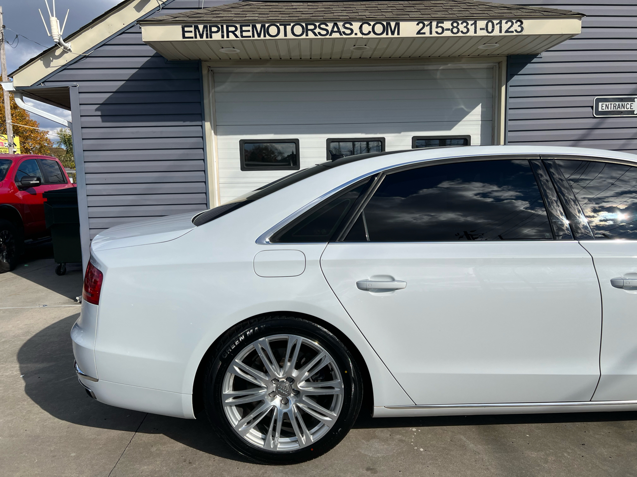 Audi A8 4.0T Sedan L quattro Tiptronic 2013