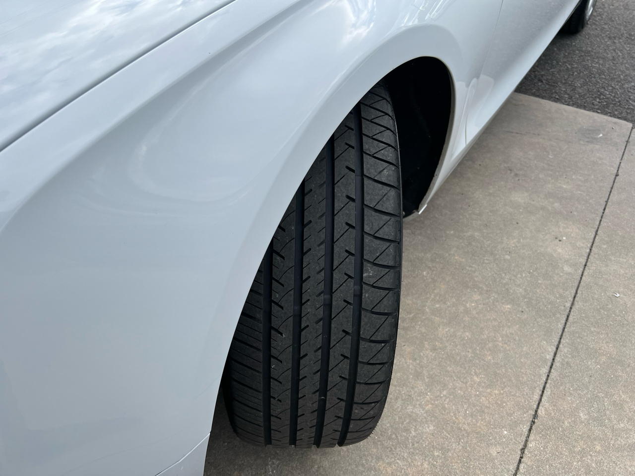 Audi A8 4.0T Sedan L quattro Tiptronic 2013