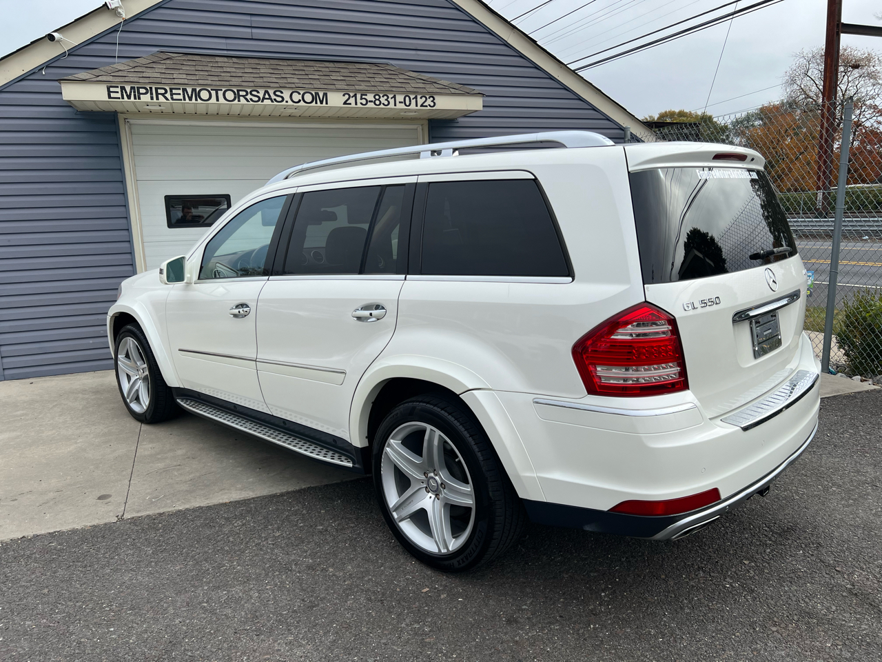Mercedes-Benz GL-Class GL550 4MATIC 2011