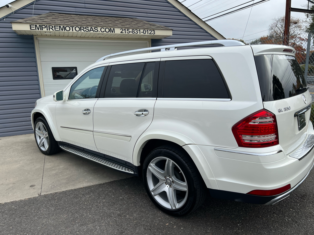 Mercedes-Benz GL-Class GL550 4MATIC 2011