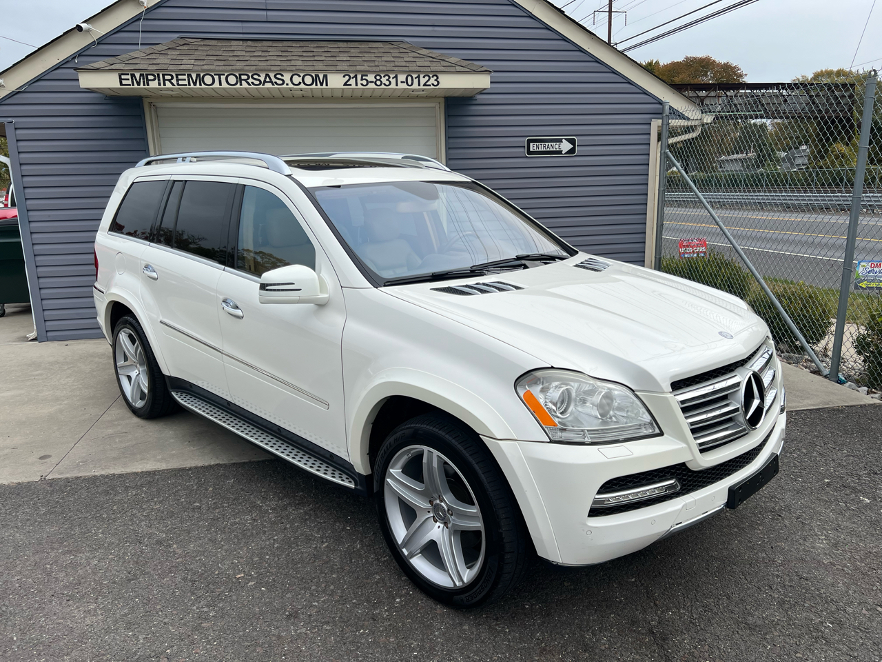 Mercedes-Benz GL-Class GL550 4MATIC 2011