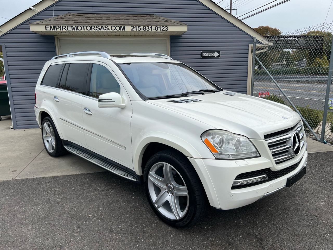 Mercedes-Benz GL-Class GL550 4MATIC 2011