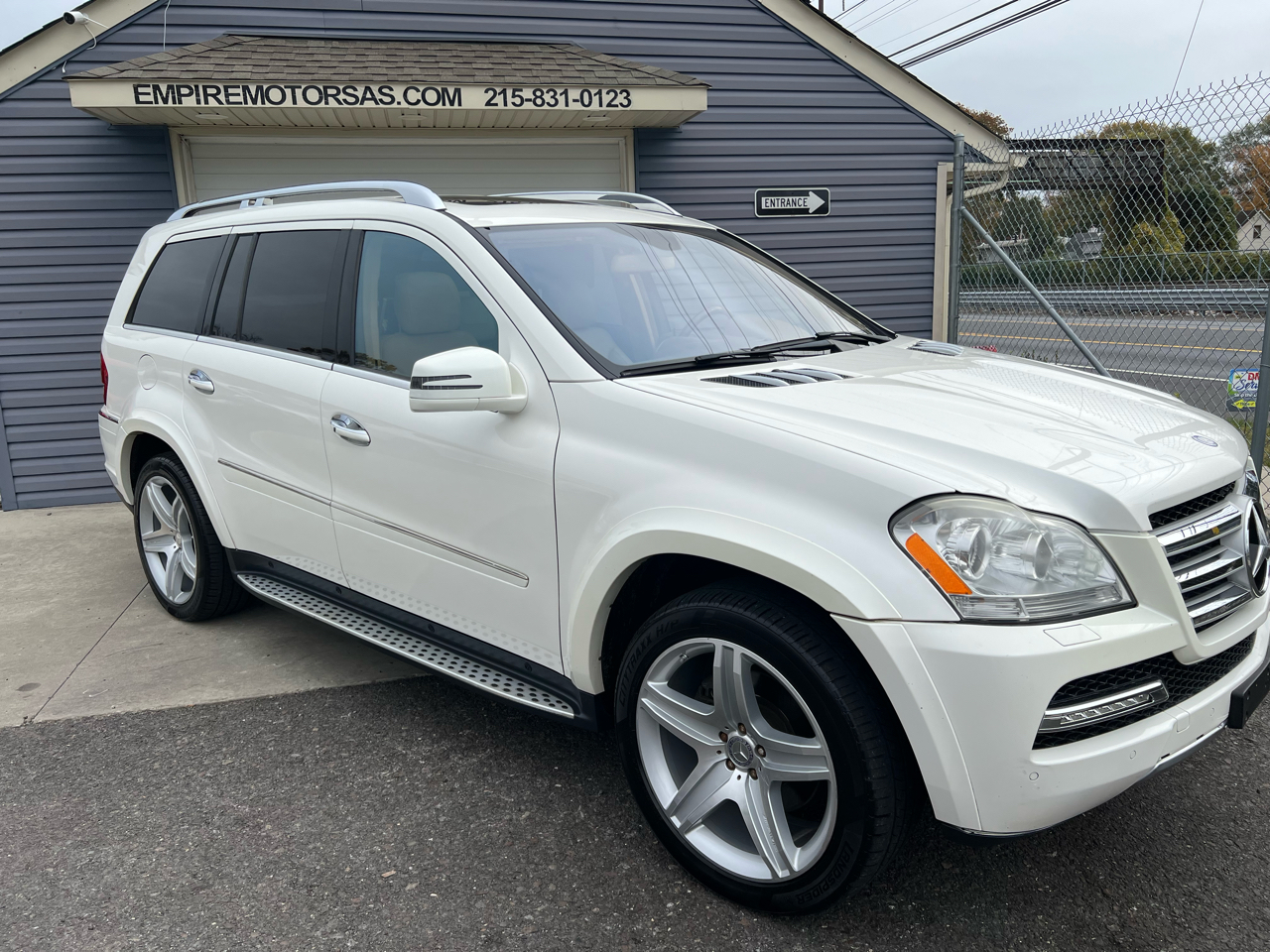 Mercedes-Benz GL-Class GL550 4MATIC 2011
