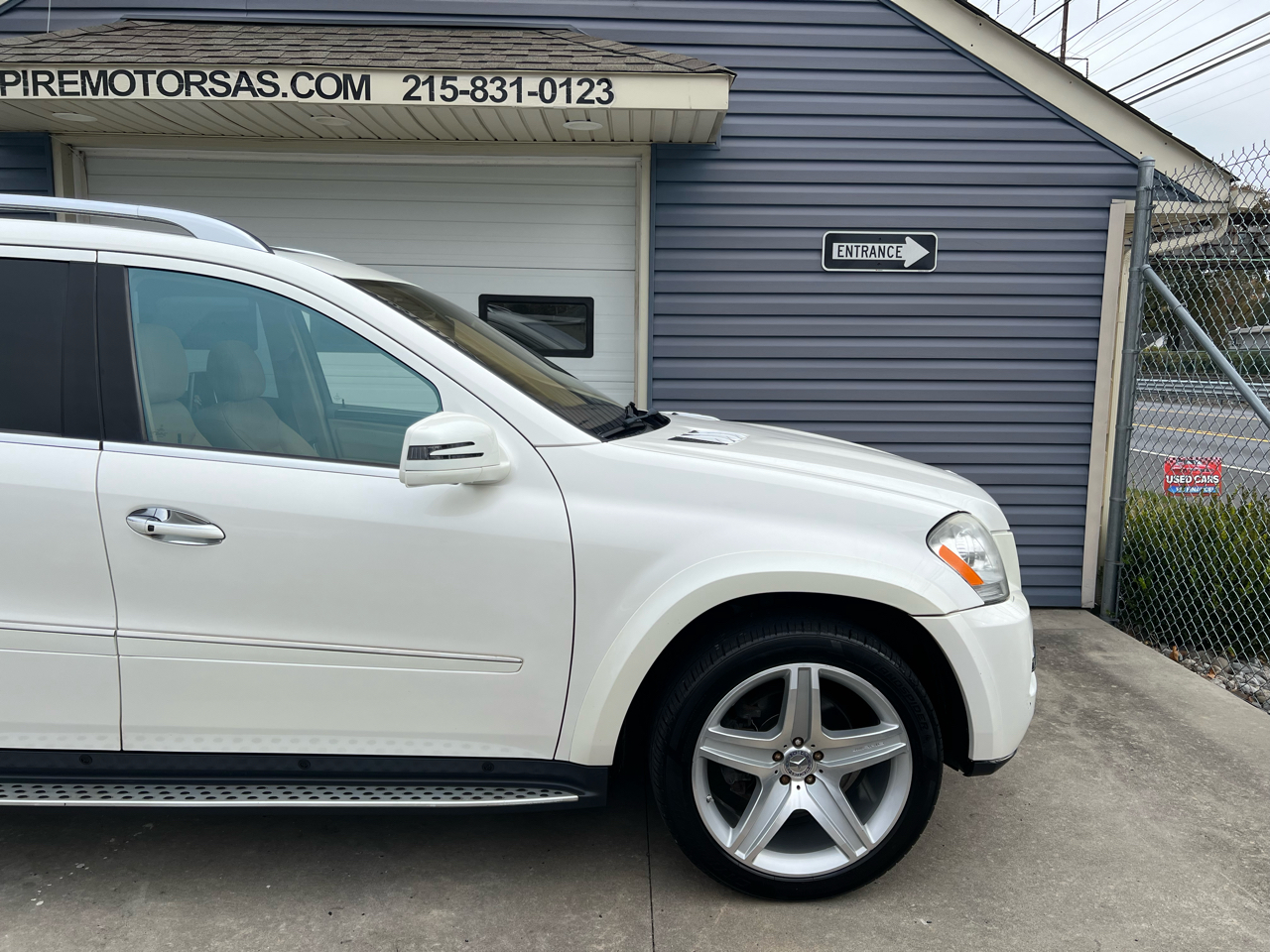 Mercedes-Benz GL-Class GL550 4MATIC 2011