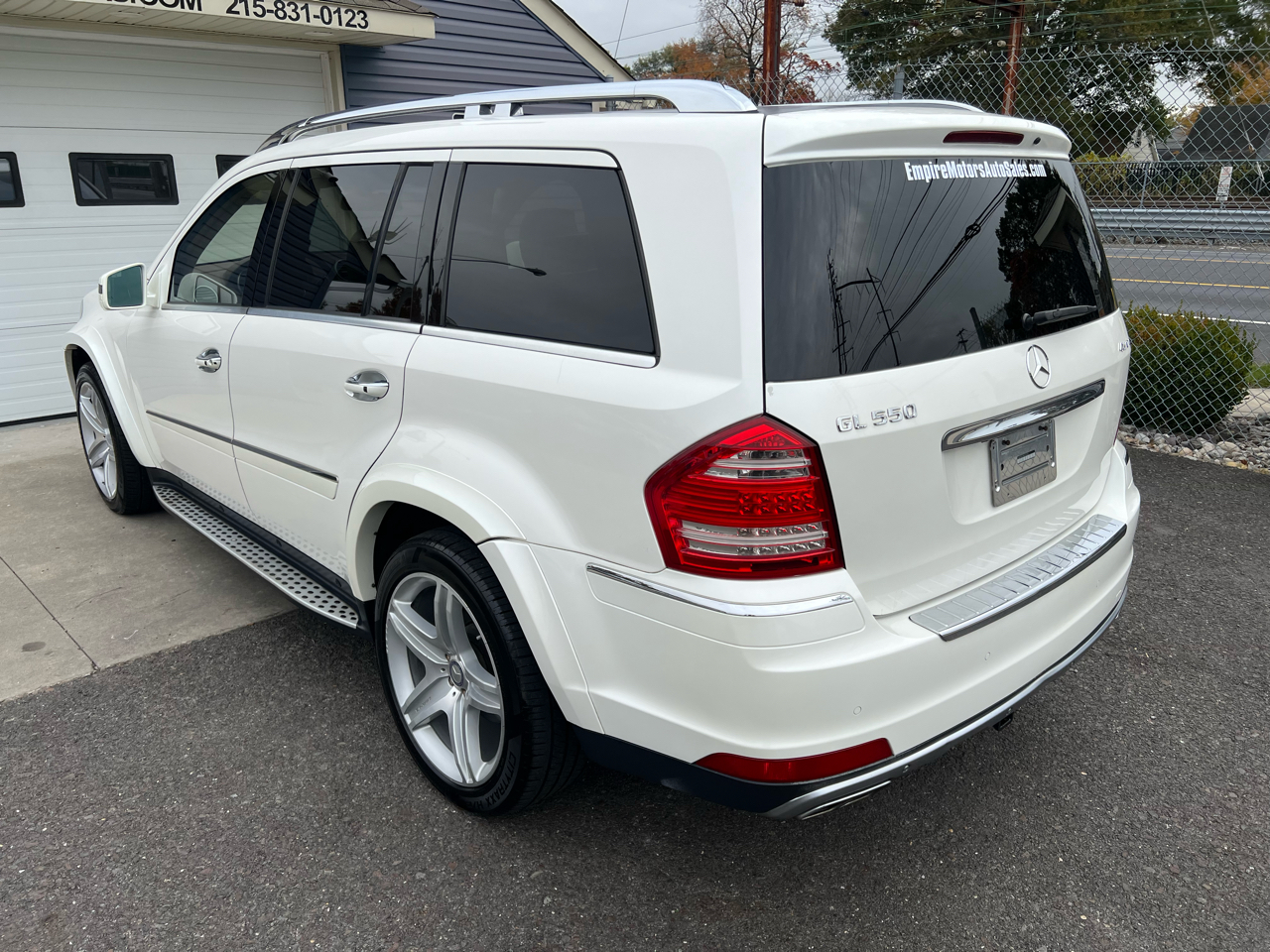 Mercedes-Benz GL-Class GL550 4MATIC 2011