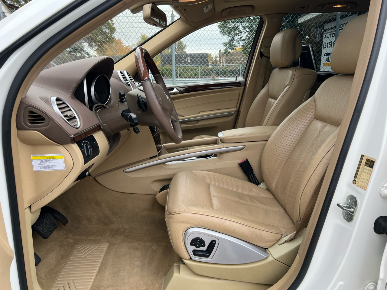 Mercedes-Benz GL-Class GL550 4MATIC 2011