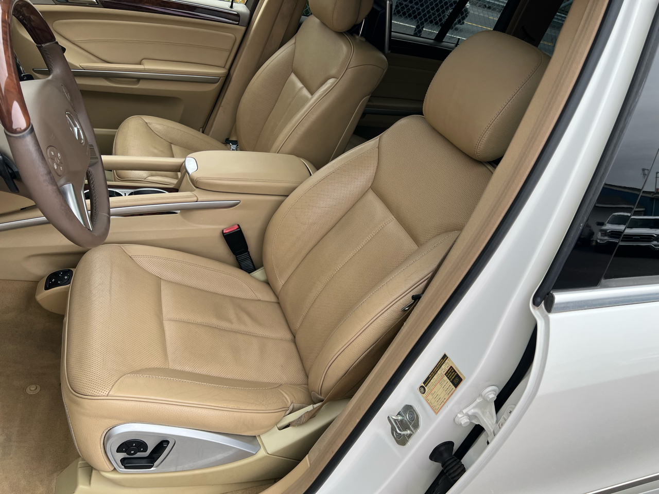 Mercedes-Benz GL-Class GL550 4MATIC 2011