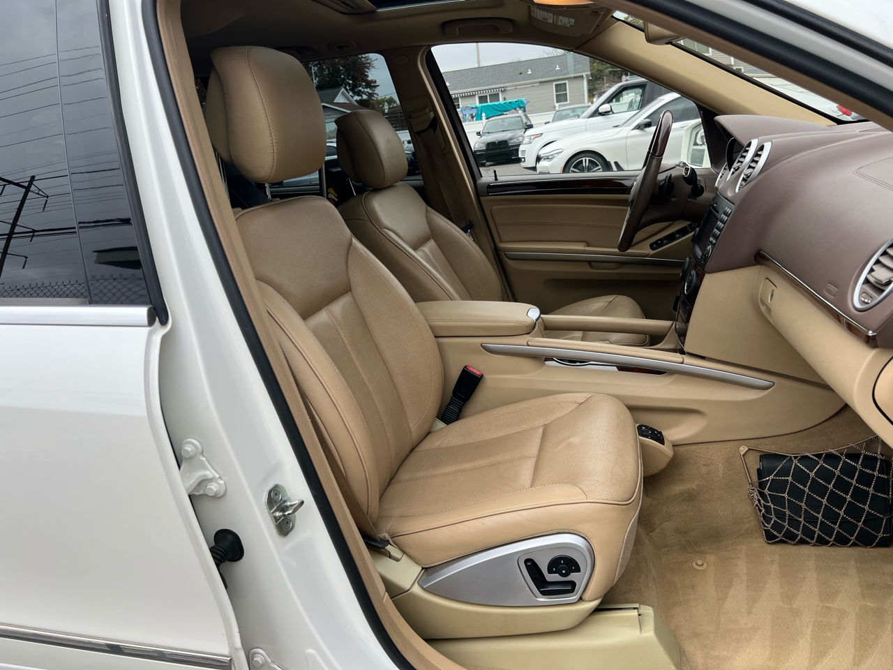 Mercedes-Benz GL-Class GL550 4MATIC 2011