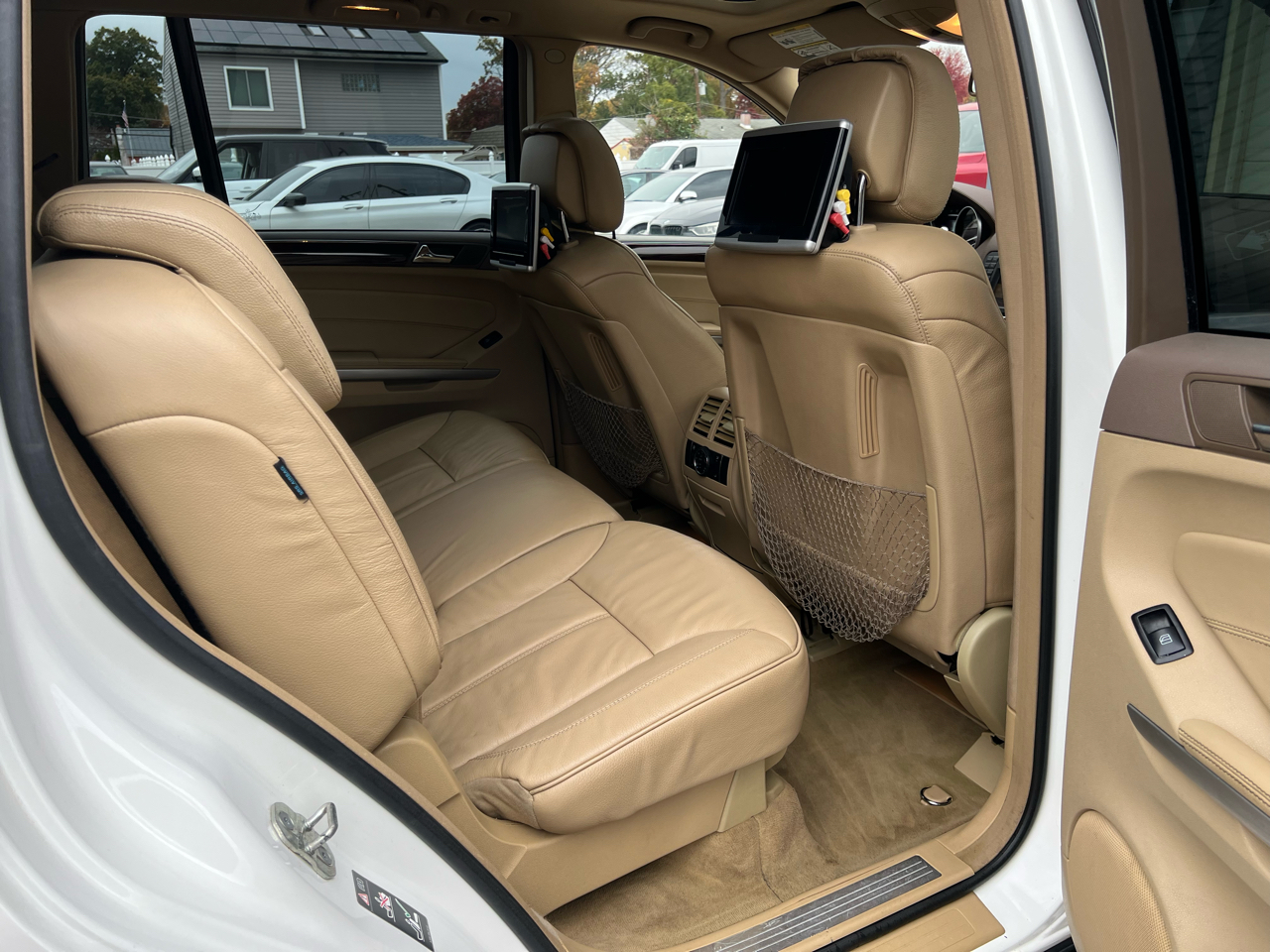 Mercedes-Benz GL-Class GL550 4MATIC 2011