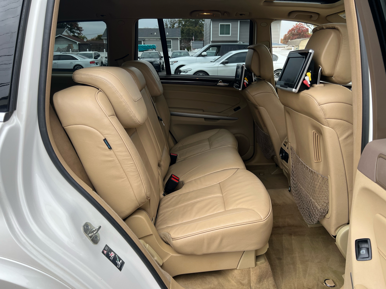 Mercedes-Benz GL-Class GL550 4MATIC 2011