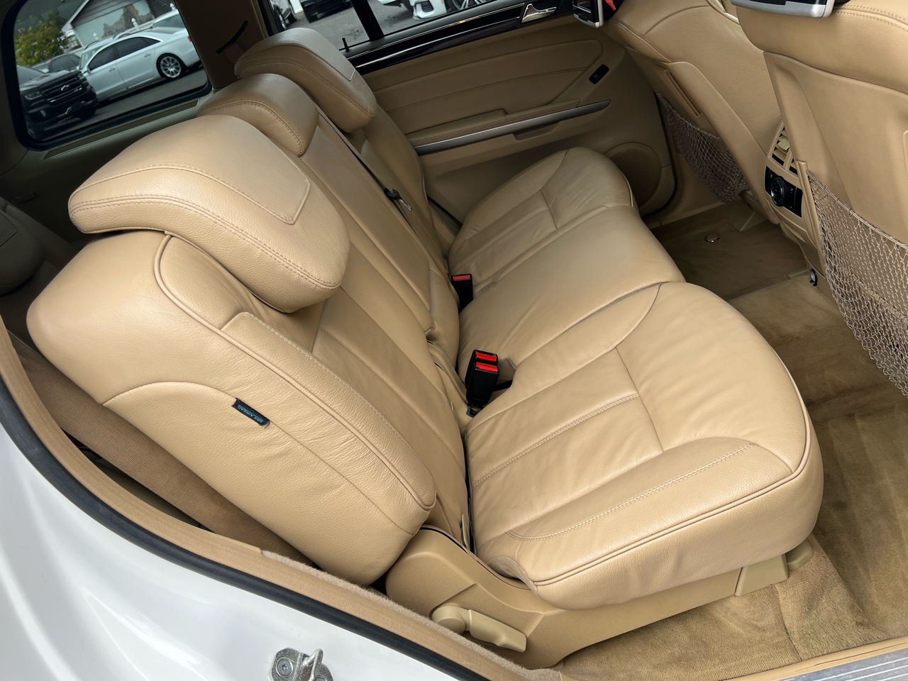 Mercedes-Benz GL-Class GL550 4MATIC 2011