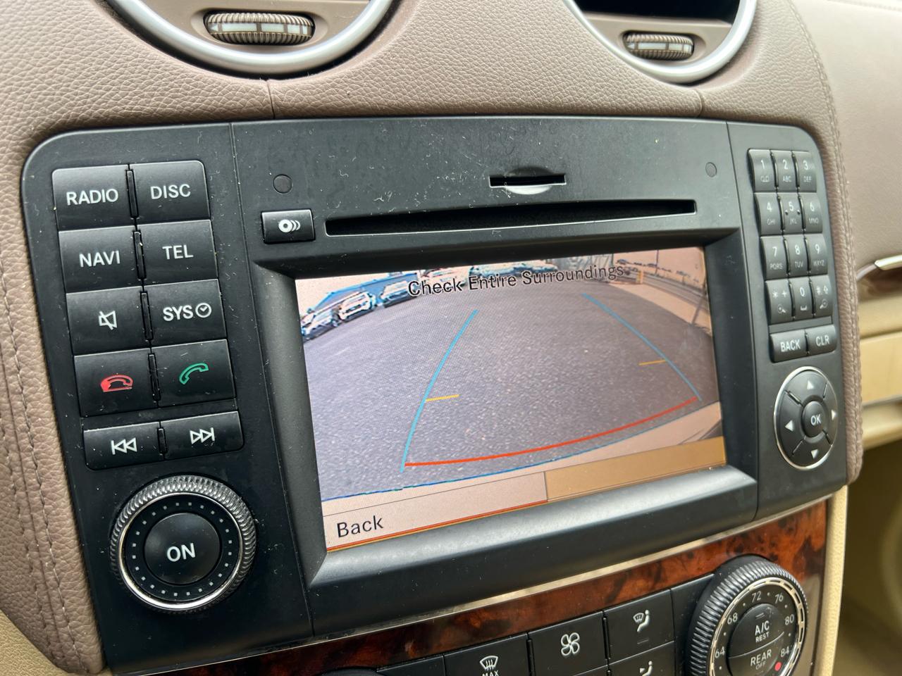 Mercedes-Benz GL-Class GL550 4MATIC 2011