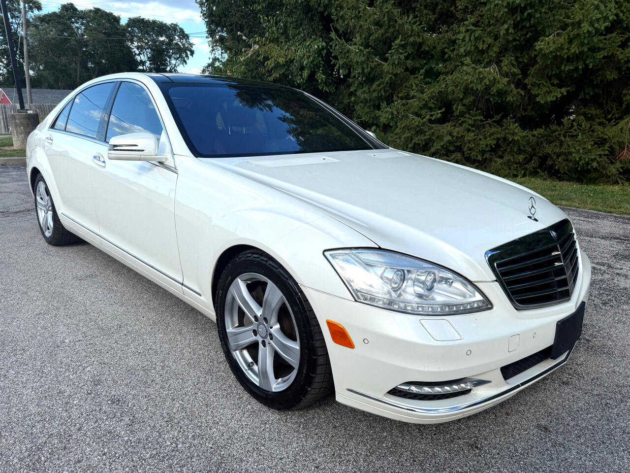 2013 Mercedes Benz S 550 4MATIC photo 3