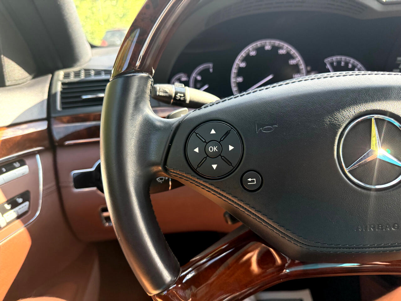 2013 Mercedes Benz S 550 4MATIC photo 20